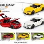 Die Cast Toy Car Model with Open Doors & Light, 1:32